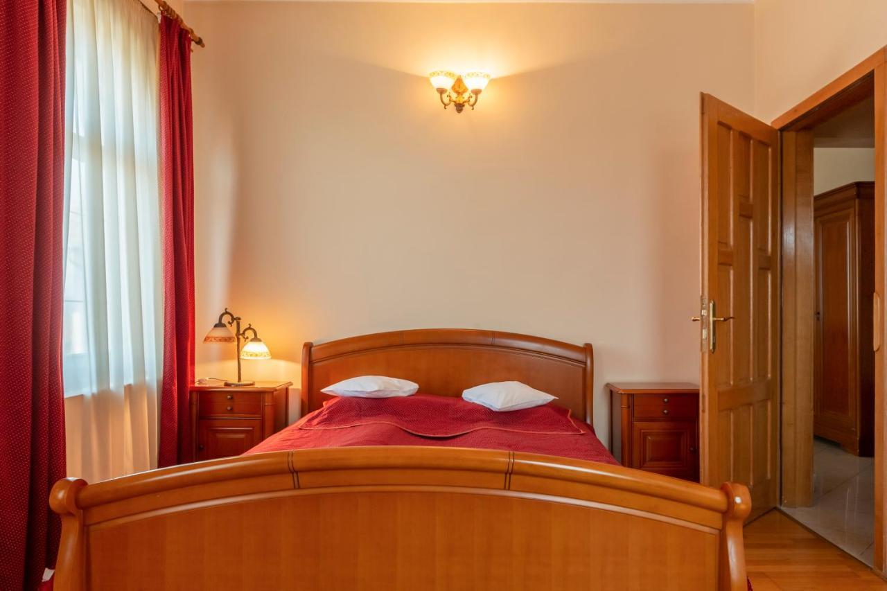 Hotel Denis Daneş 외부 사진