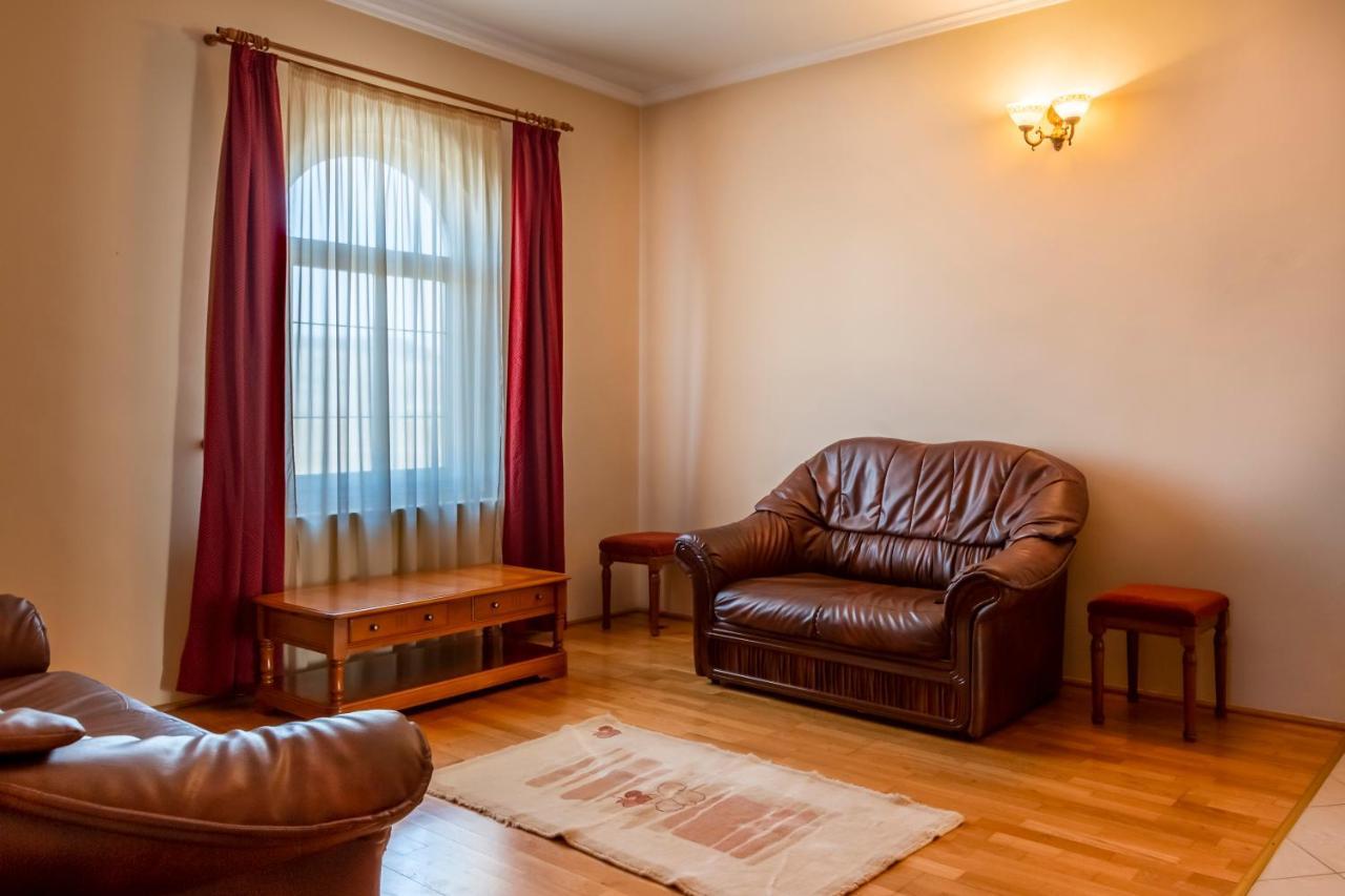 Hotel Denis Daneş 외부 사진