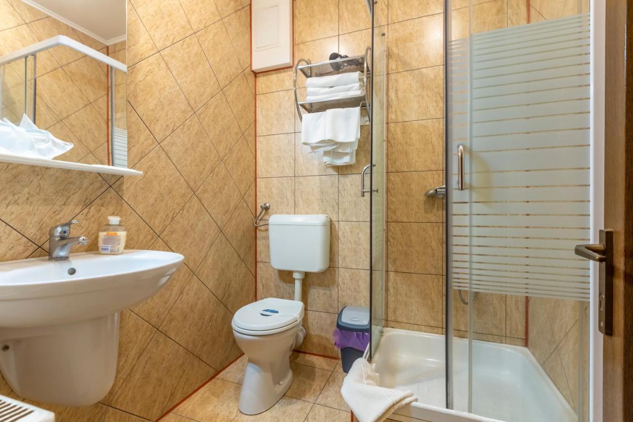 Hotel Denis Daneş 외부 사진